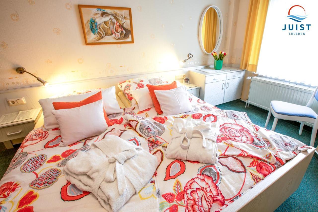 Haus Petra 132 - Ferienwohnung 2 Juist Exteriör bild