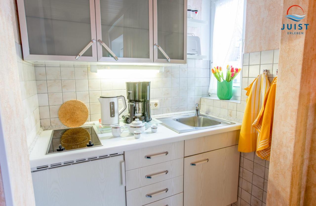 Haus Petra 132 - Ferienwohnung 2 Juist Exteriör bild